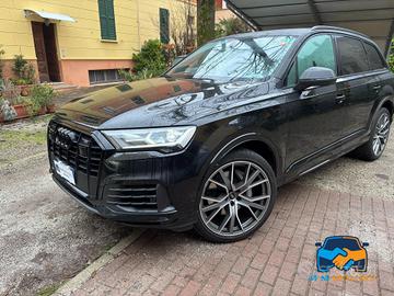 Audi Q7 55 3.0 tfsi mhev quattro tiptronic S-Line