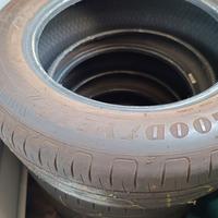 Treno Good Year Efficient grip 215 60 16