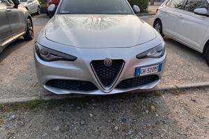 Alfa Giulia 2021 81.000 km