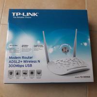 Modem router TP-LINK modello td-w8968