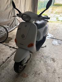 Piaggio Vespa 50 ET2 - 2002