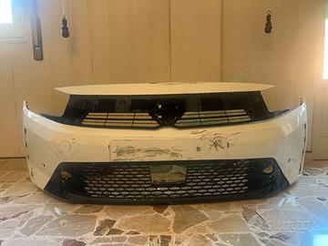 Paraurti anteriore originale Opel Corsa F 2024