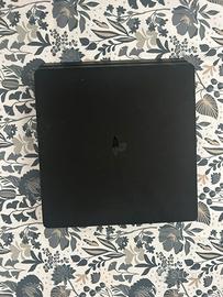 ps4 slim condizioni ottime