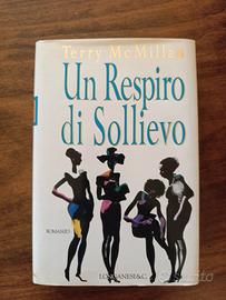 Blocco di tre libri