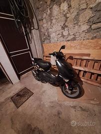 aprilia sr 50