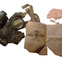 MASCHERA ANTIGAS 1935 PIRELLI T.35 + LIBRETTO WW2