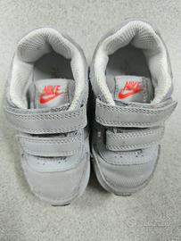 Nike MD Runner