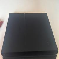 PlayStation 4 con 6 giochi
