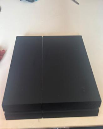PlayStation 4 con 6 giochi