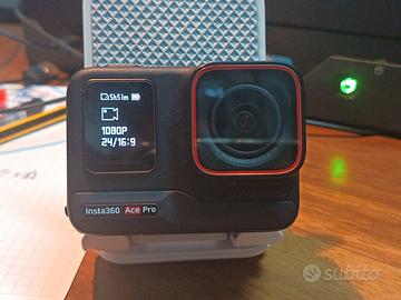 Insta 360Ace Pro.