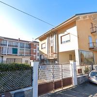 Rivoli - Trilocale giardino privato e posto auto