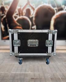 FLIGHT CASE 8 UNITA' RACK CAYMON CON RUOTE DOPPIA