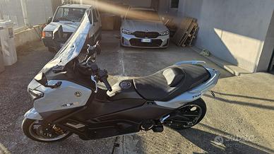 Tmax 560 Tech Max