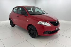 LANCIA Ypsilon 1.0 firefly hybrid Silver s&s 70cv