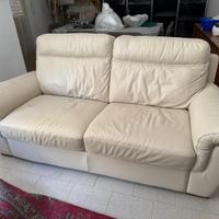 DIVANO IN PELLE 2 POSTI