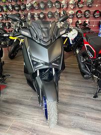 Yamaha X-Max 125