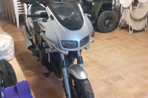 Yamaha FZS 600 Fader