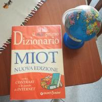 Dizionario italiano Giunti Junior + gadget 