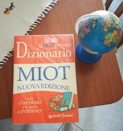 Dizionario italiano Giunti Junior + gadget 