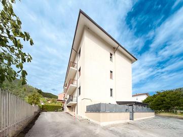 2 LOCALI A L'AQUILA