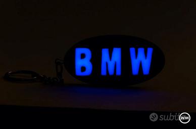 Portachiavi auto moto bmw legno e resina luminosa