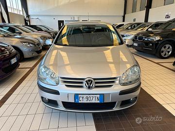 Volkswagen Golf 1.6 16V FSI 5p. Sportline