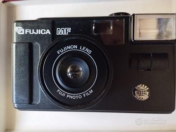 Macchina fotografica Fujica MF