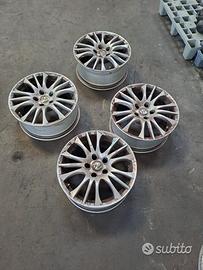 Cerchi in lega Alfa Romeo 159 16 pollici