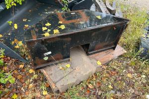 A64 Supporto martello per mini pala