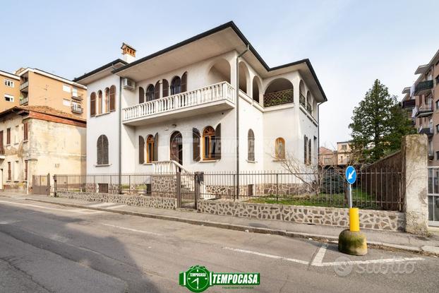 Appartamento in villa Liberty a Melzo - Zona semic