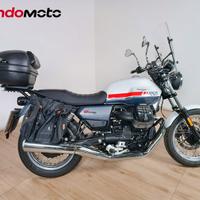 MOTO GUZZI V7 Special - 2023 Passaggio incluso