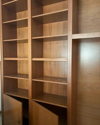 Libreria in legno massello