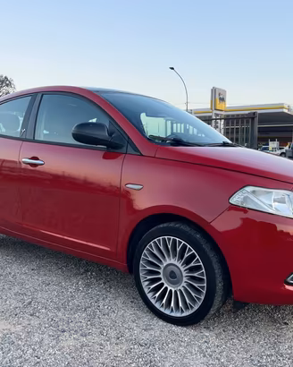 Lancia Ypsilon 1.3 MJT 16V 95 CV 5 porte S&S Gold