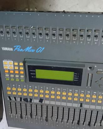 Mixer Yamaha Pro Mix 01 come pezzi di ricambio
