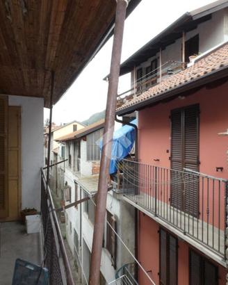 CASA SEMINDIPENDENTE A MONASTERO BORMIDA
