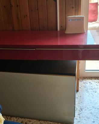 besta burs ikea laccato rosso