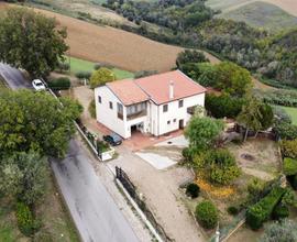 CASA INDIPENDENTE A MONTEPRANDONE