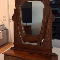 Specchio in legno da arredo