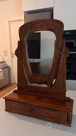 Specchio in legno da arredo