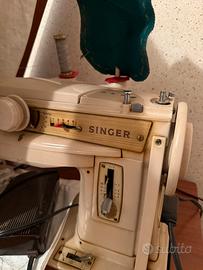 Macchina per cucire Singer vintage