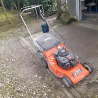 Rasaerba EFCO semovente