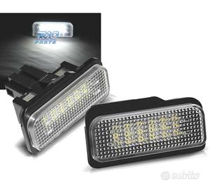 LUCI TARGA A LED MERCEDES W211 W219 R171 W203 KOMB