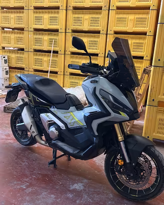 Honda X-ADV 750 guidabile con patente A2