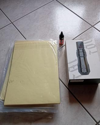 macchina tatuaggi con pelle sintetica e inchiostro