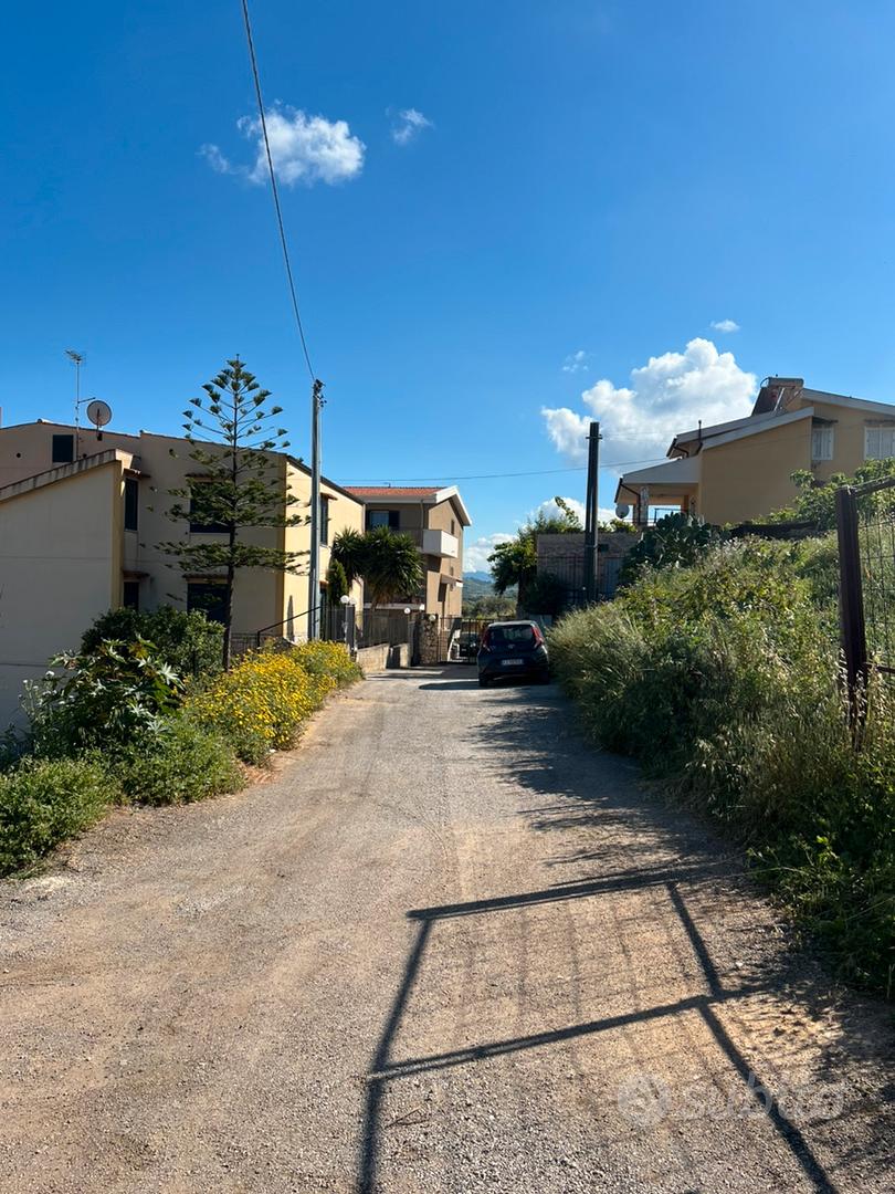 Terreno c/3 possibilità di costruire - Vista 4