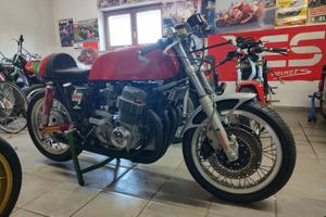 Honda 750 four racing