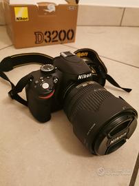 Nikon D3200 e accessori 