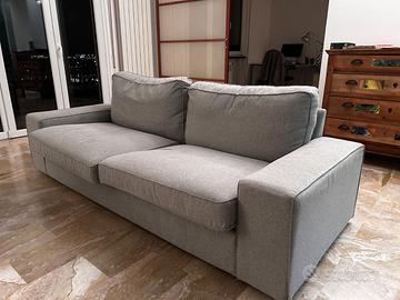 Divano moderno