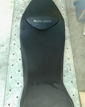 Sella moto Guzzi V85TT 