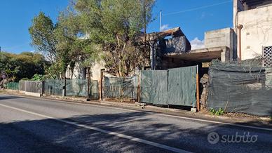 RUSTICO A ACI CASTELLO